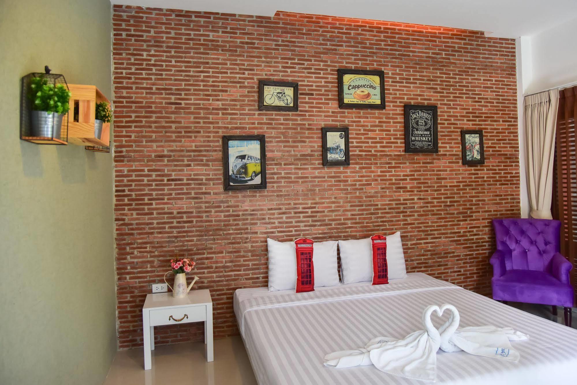 Milano Huahin Hotel Exterior photo